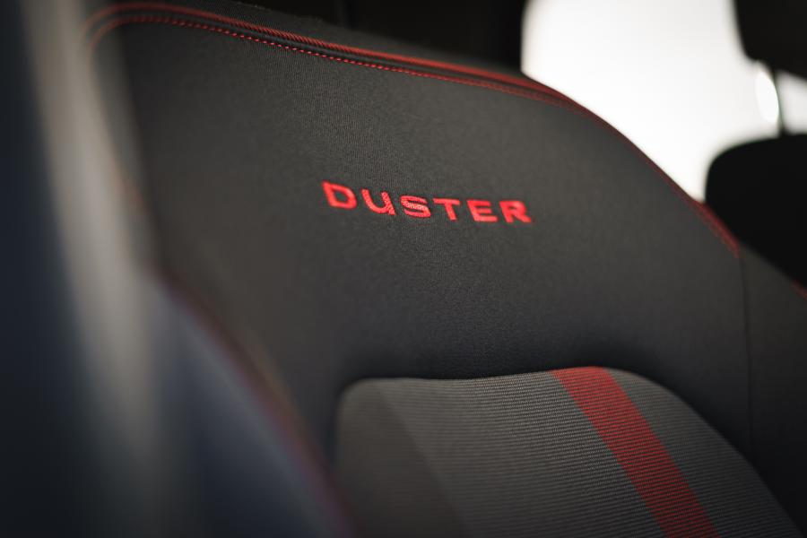 Детали интерьера Dacia Duster Techroad 2019 года  (UK) (фото 29 из 40)